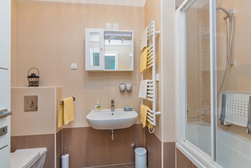 Bay View Apartment Fantastik Дубровник Екстер'єр фото