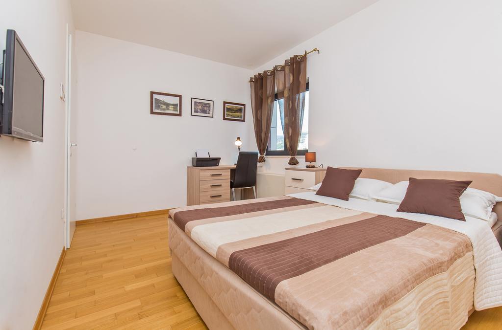 Bay View Apartment Fantastik Дубровник Екстер'єр фото