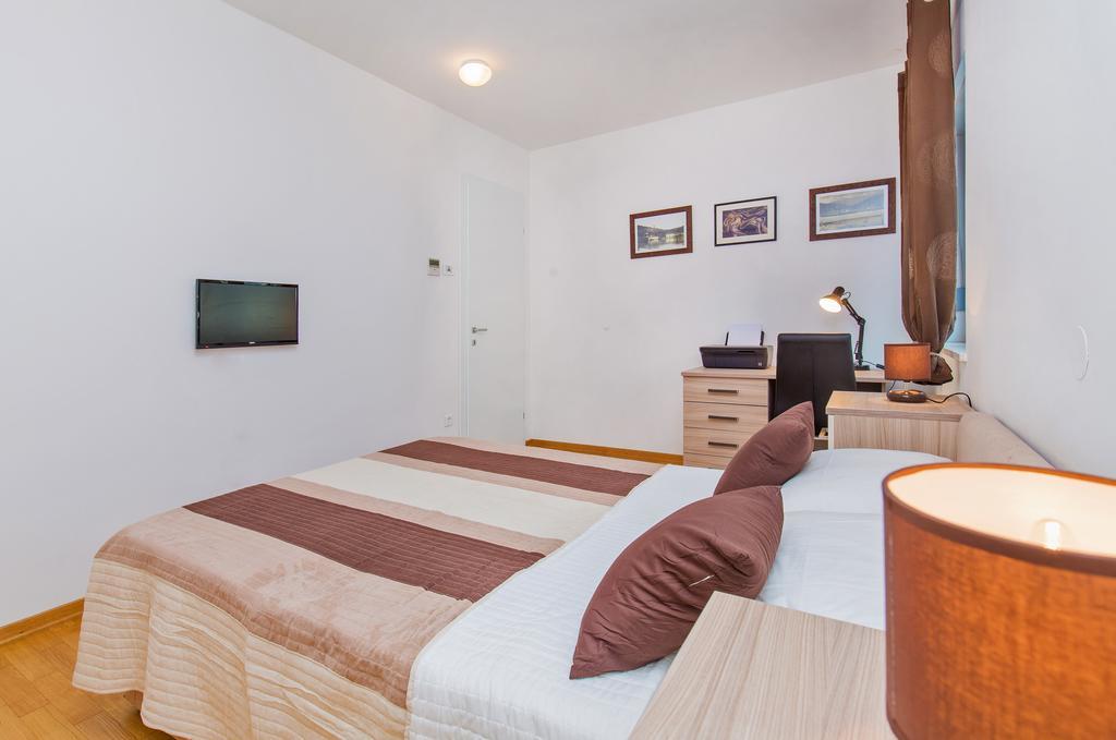 Bay View Apartment Fantastik Дубровник Екстер'єр фото