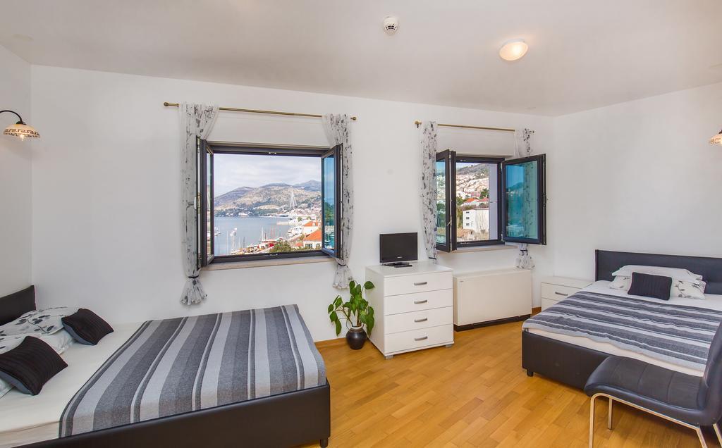 Bay View Apartment Fantastik Дубровник Екстер'єр фото